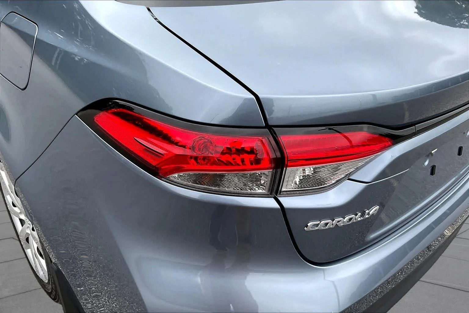 Used 2024 Celestite Toyota LE image 28