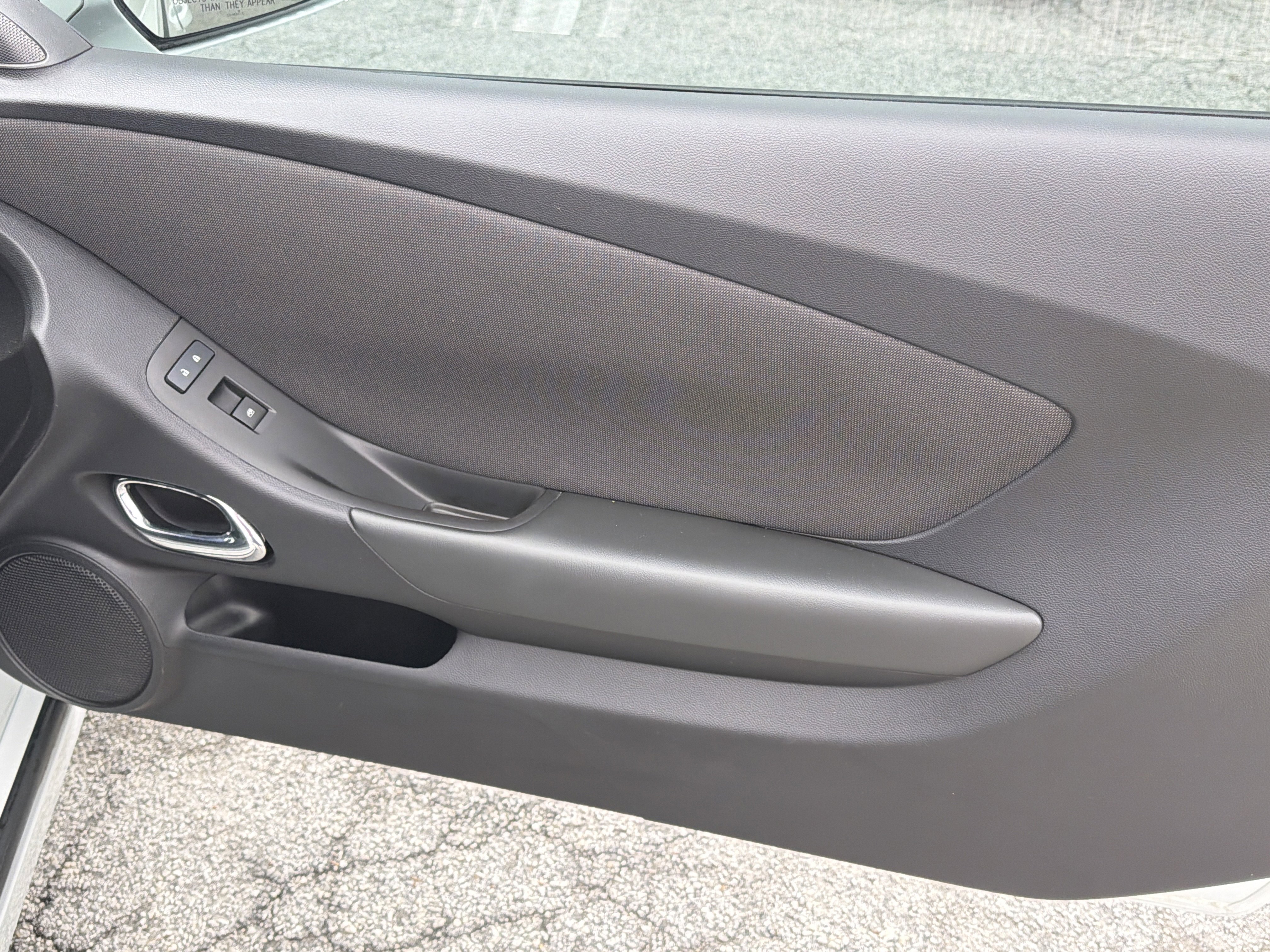 Used 2015 Summit White Chevrolet SS image 16