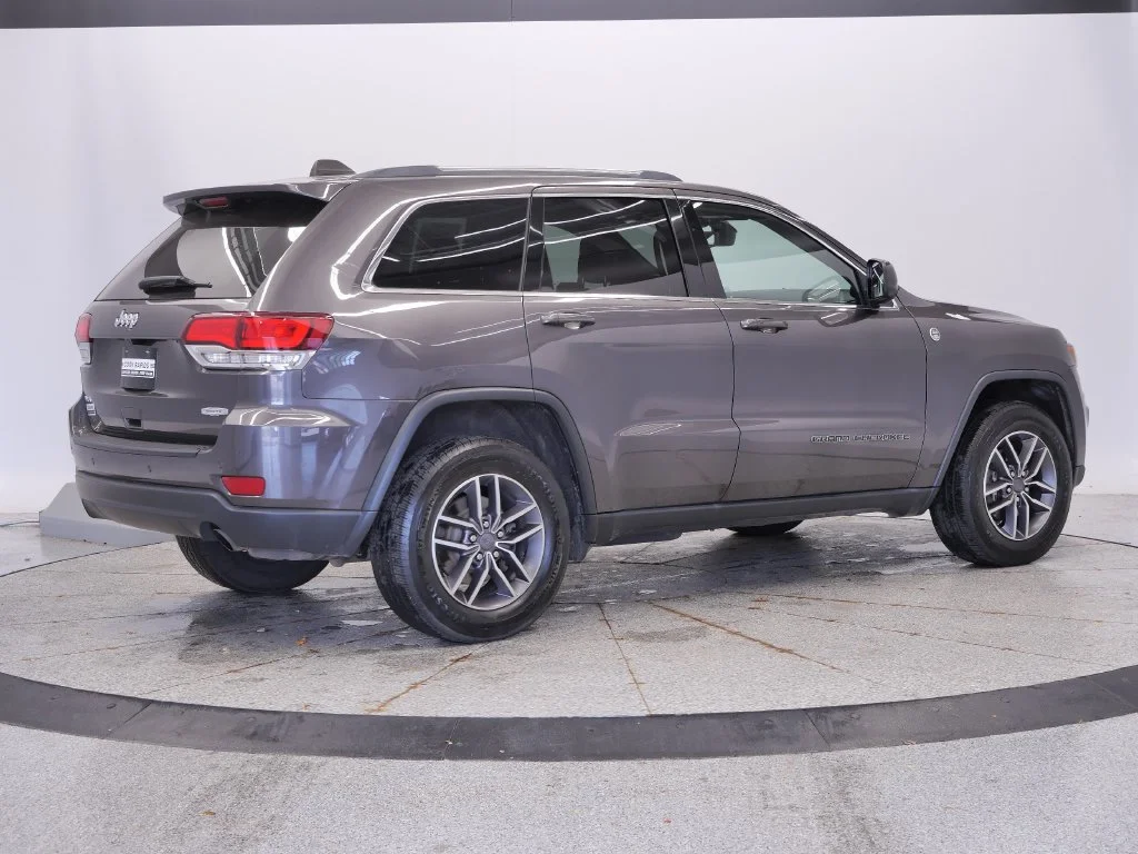 Certified Used 2020 Gray Jeep Laredo image 6