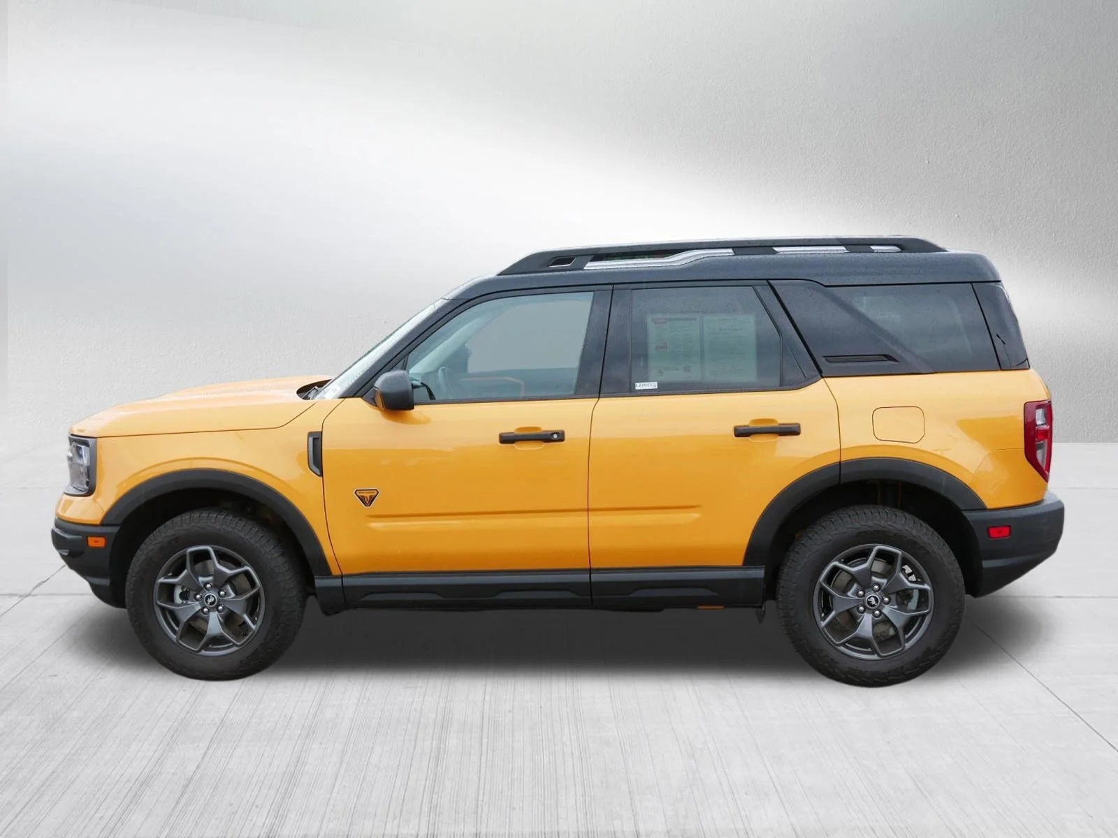 Certified Used 2022 Cyber Orange Metallic Tricoat Ford Badlands image 4