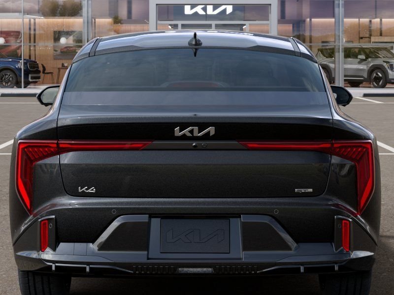 2025 Kia K4 GT-Line Turbo - Photo 13