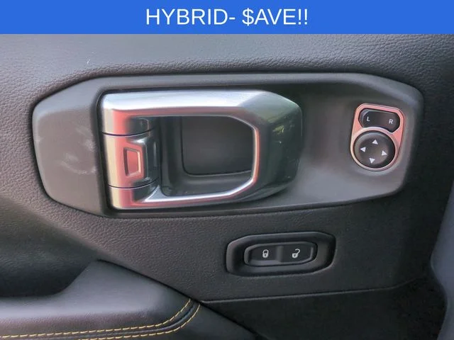 Used 2025 Gray Jeep Sahara 4xe image 13