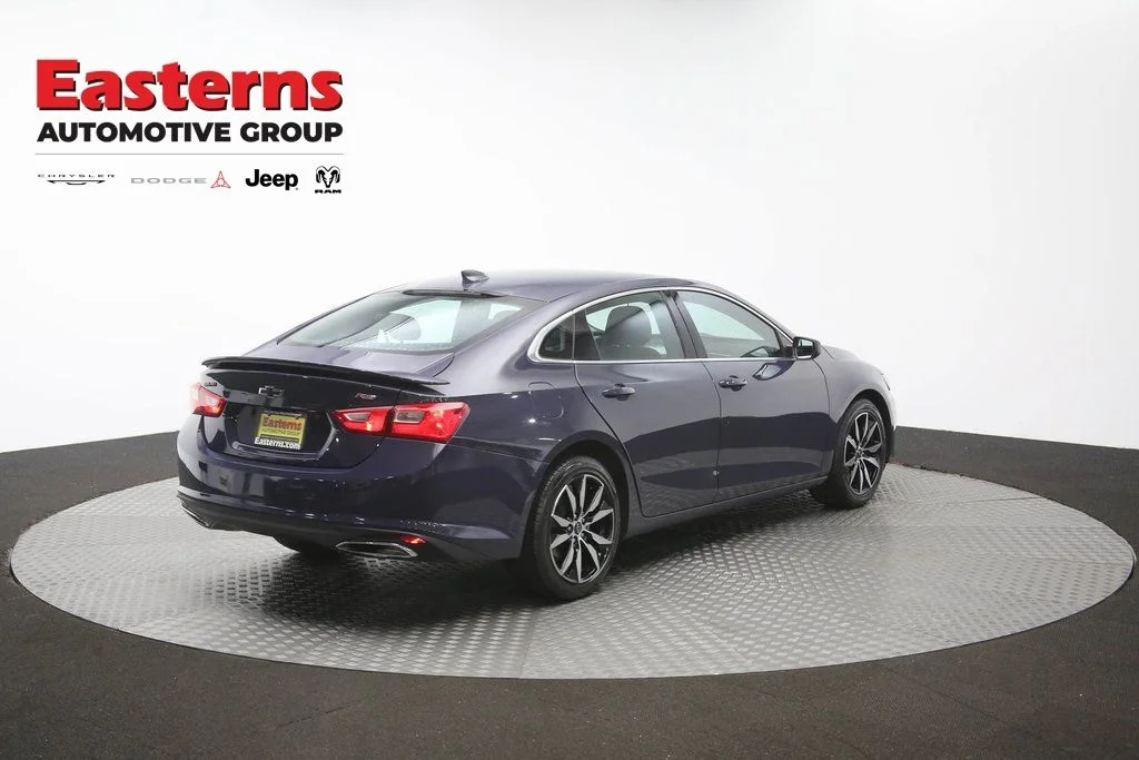 Used 2025 Black Chevrolet RS image 40