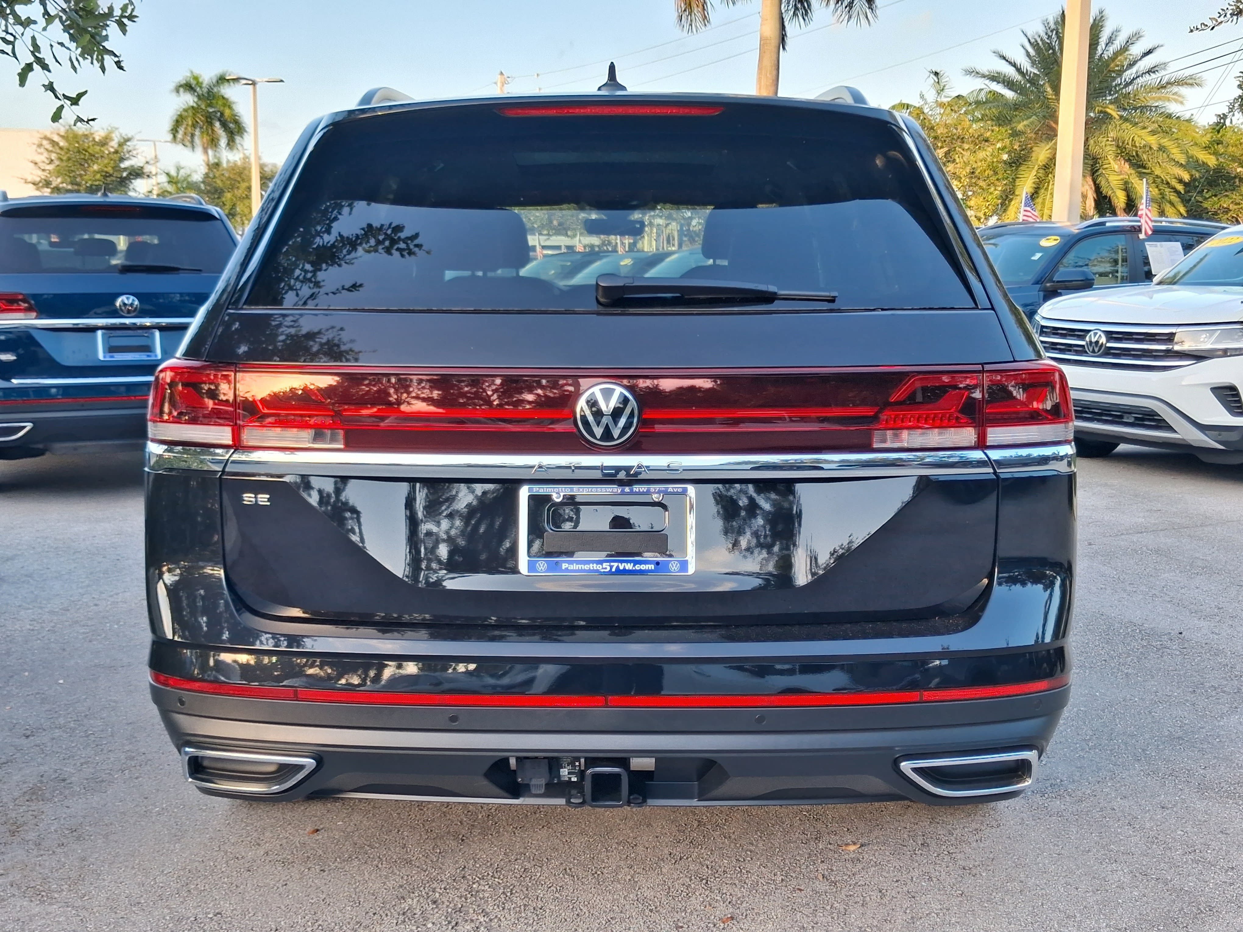 New 2026 Black Volkswagen 2.0T SE w/Technology image 4