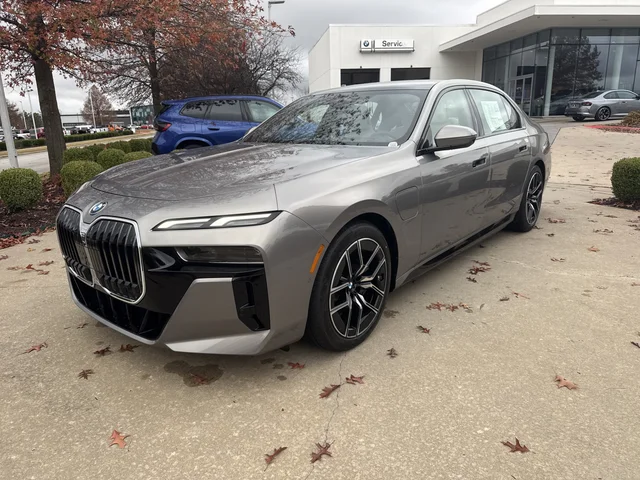 2026 BMW 7 Series 750e xDrive