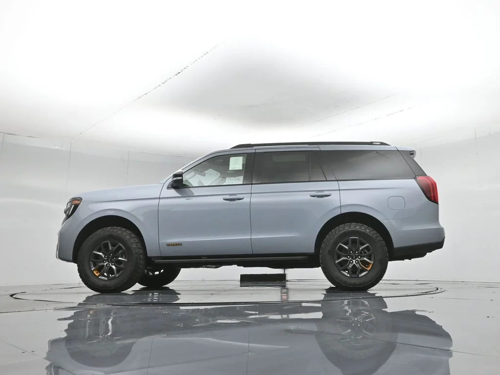 New 2026 Glacier Gray Metallic Tri-Coat Ford Tremor image 56