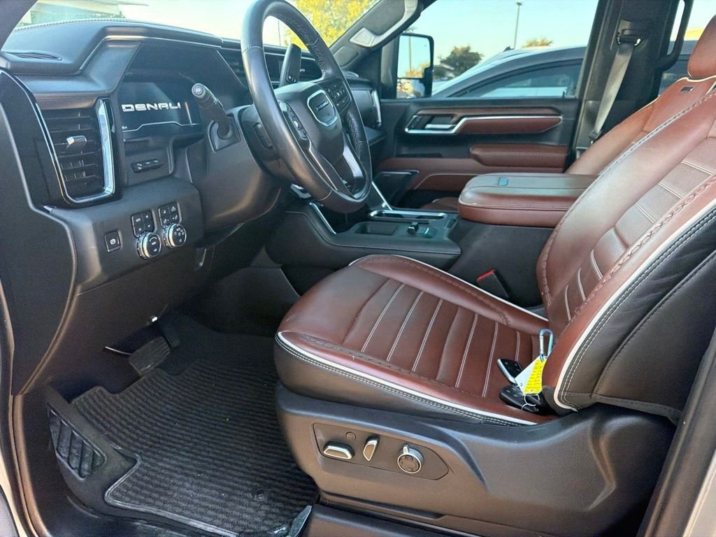 Used 2024 Sterling Metallic GMC Denali Ultimate DRW image 8