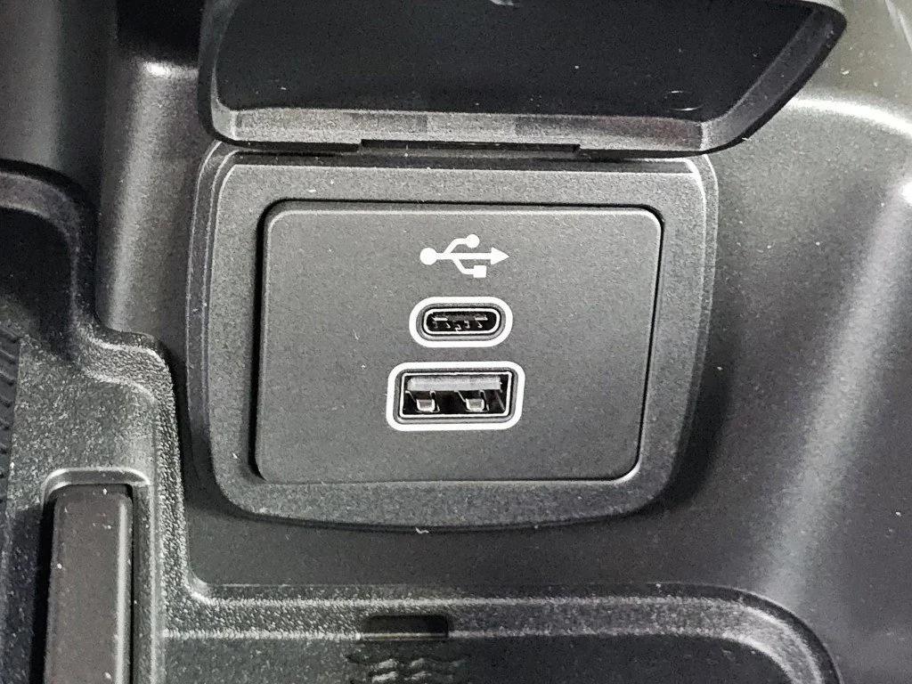 New 2026 Avalanche Ford Outer Banks image 18