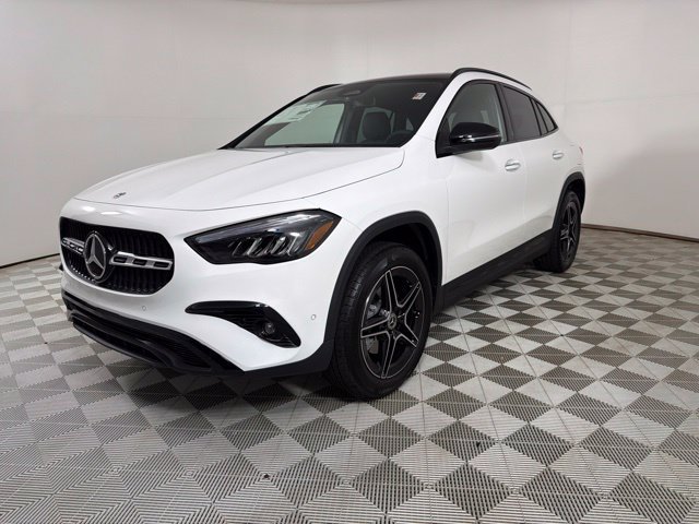 New 2026 Polar White Mercedes-Benz GLA 250 image 18