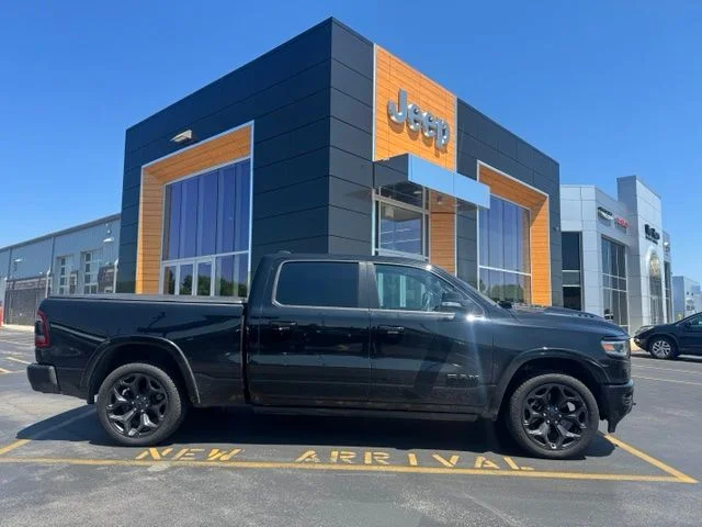 Used 2020 Diamond Black Ram Limited image 1
