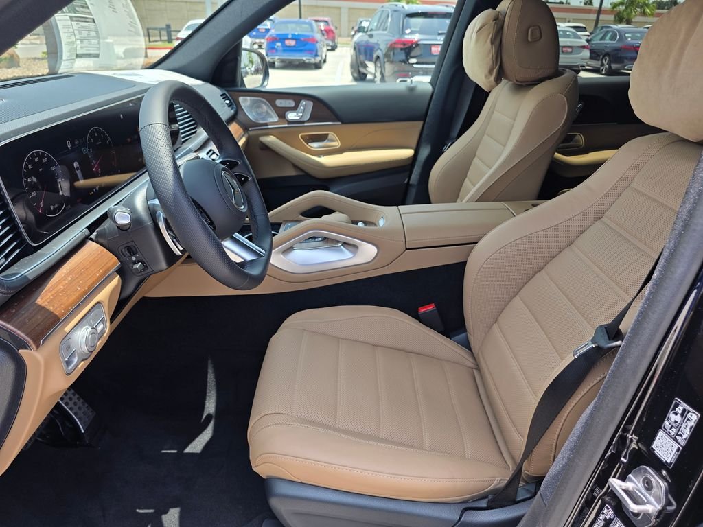 New 2026 Obsidian Black Metallic Mercedes-Benz GLS 580 image 11