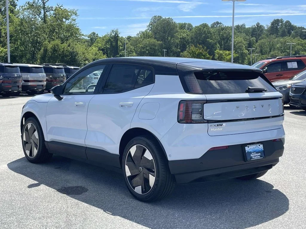 New 2026 Cloud Blue Volvo Ultra image 26