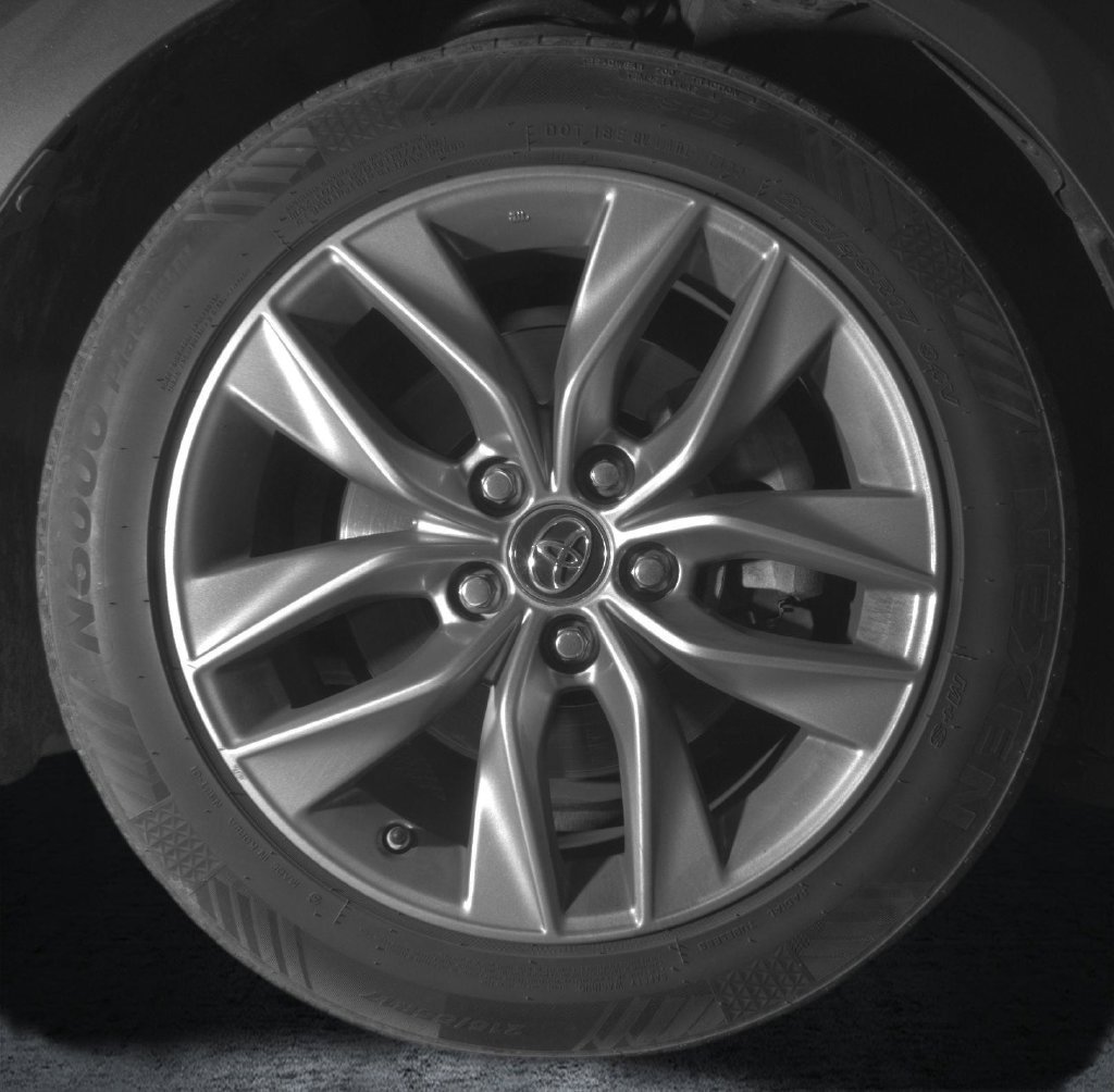 Used 2019 Gray Toyota XLE image 11