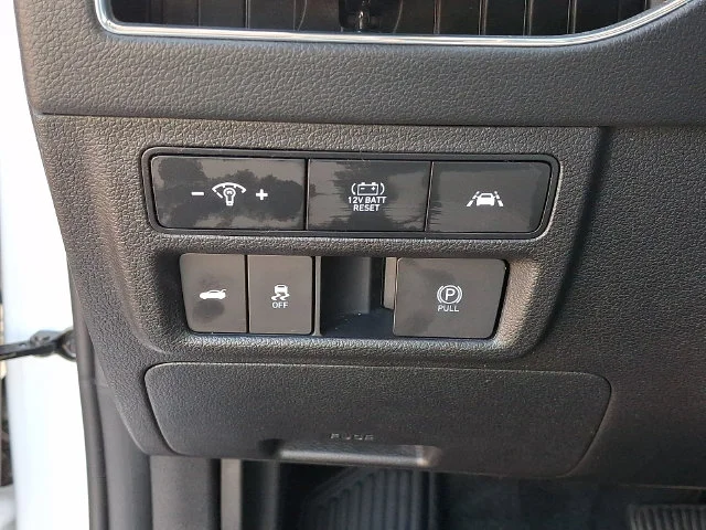 Certified Used 2023 White Hyundai Limited image 26