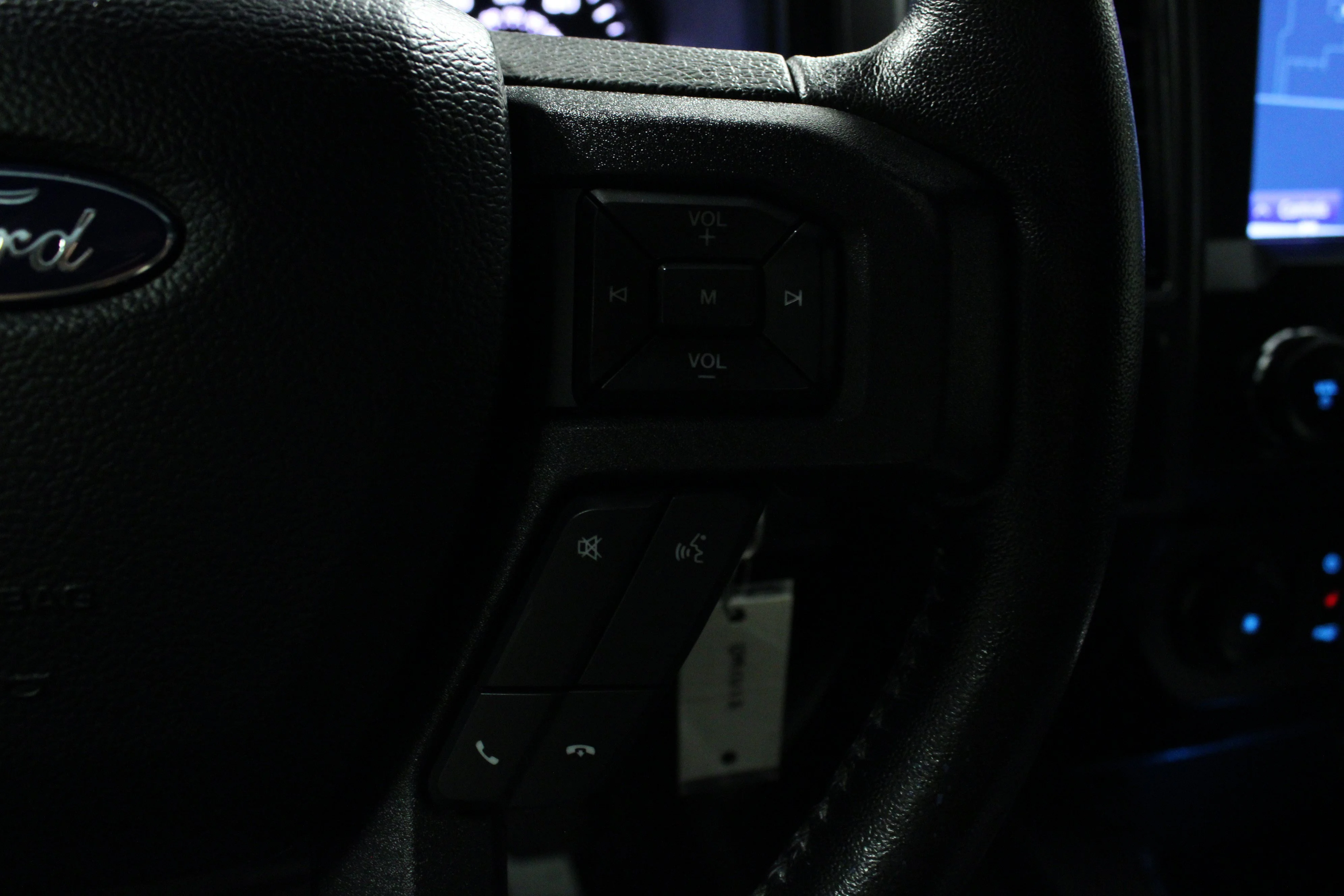 Used 2019 Velocity Blue Metallic Ford XLT image 21