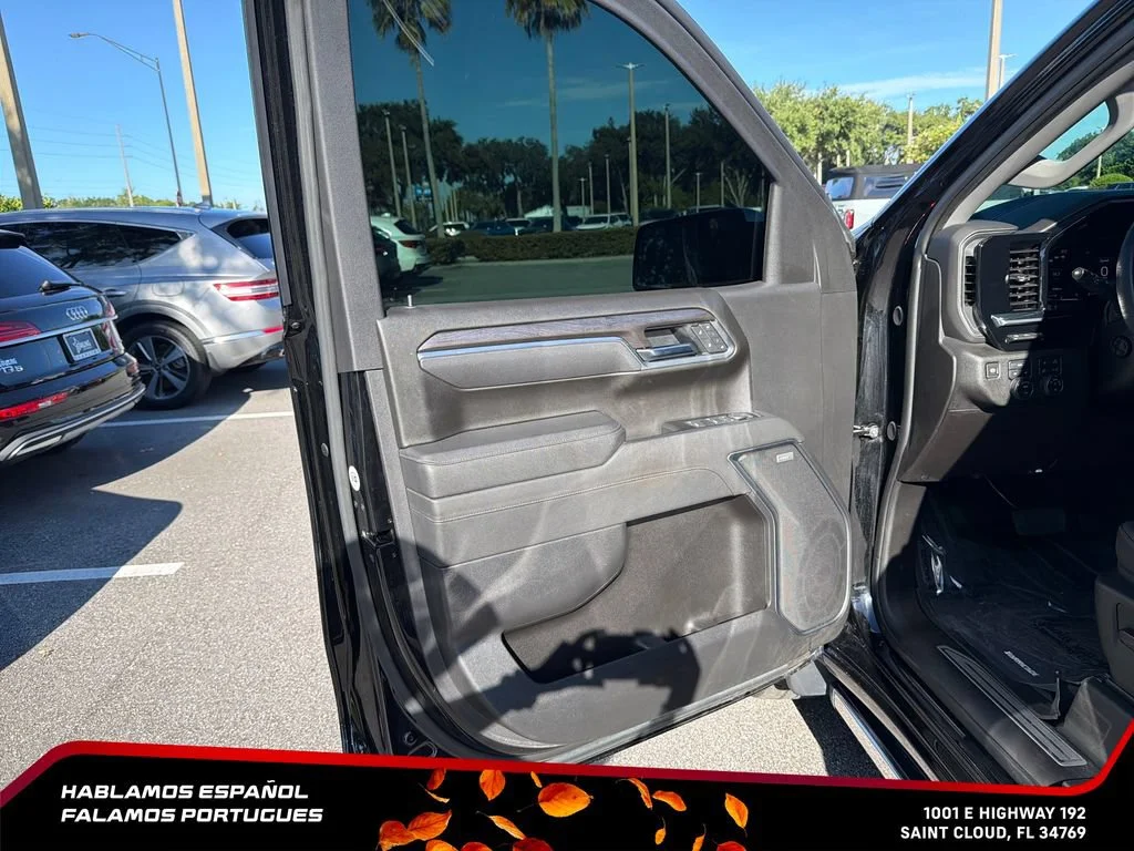 Used 2025 Black Chevrolet LTZ image 13