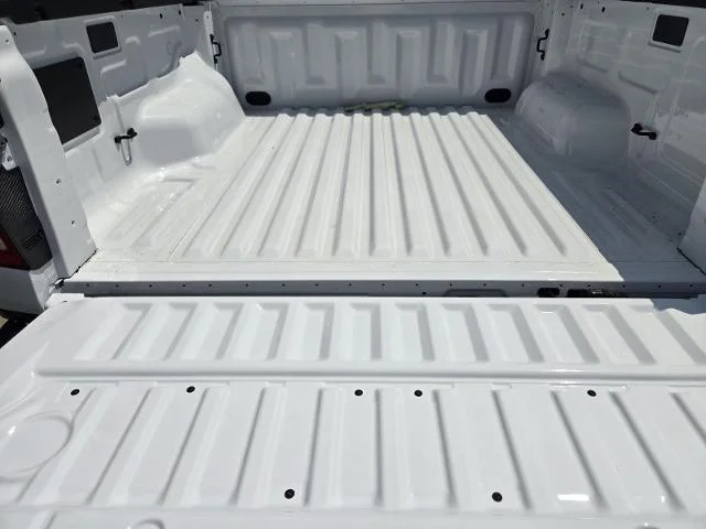 New 2026 Oxford White Ford XL image 40