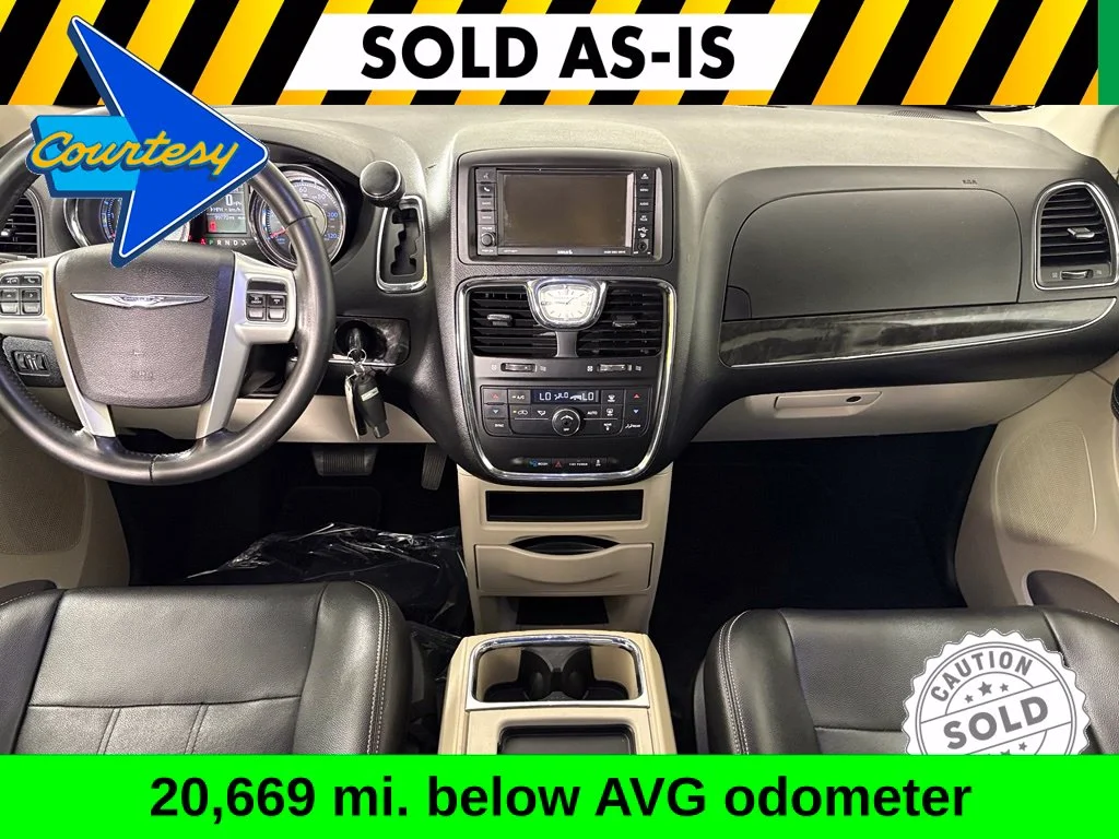 Used 2014 Silver Chrysler Touring image 25