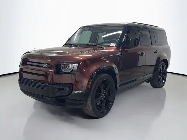 2023 Land Rover Defender 130 X-Dynamic SE