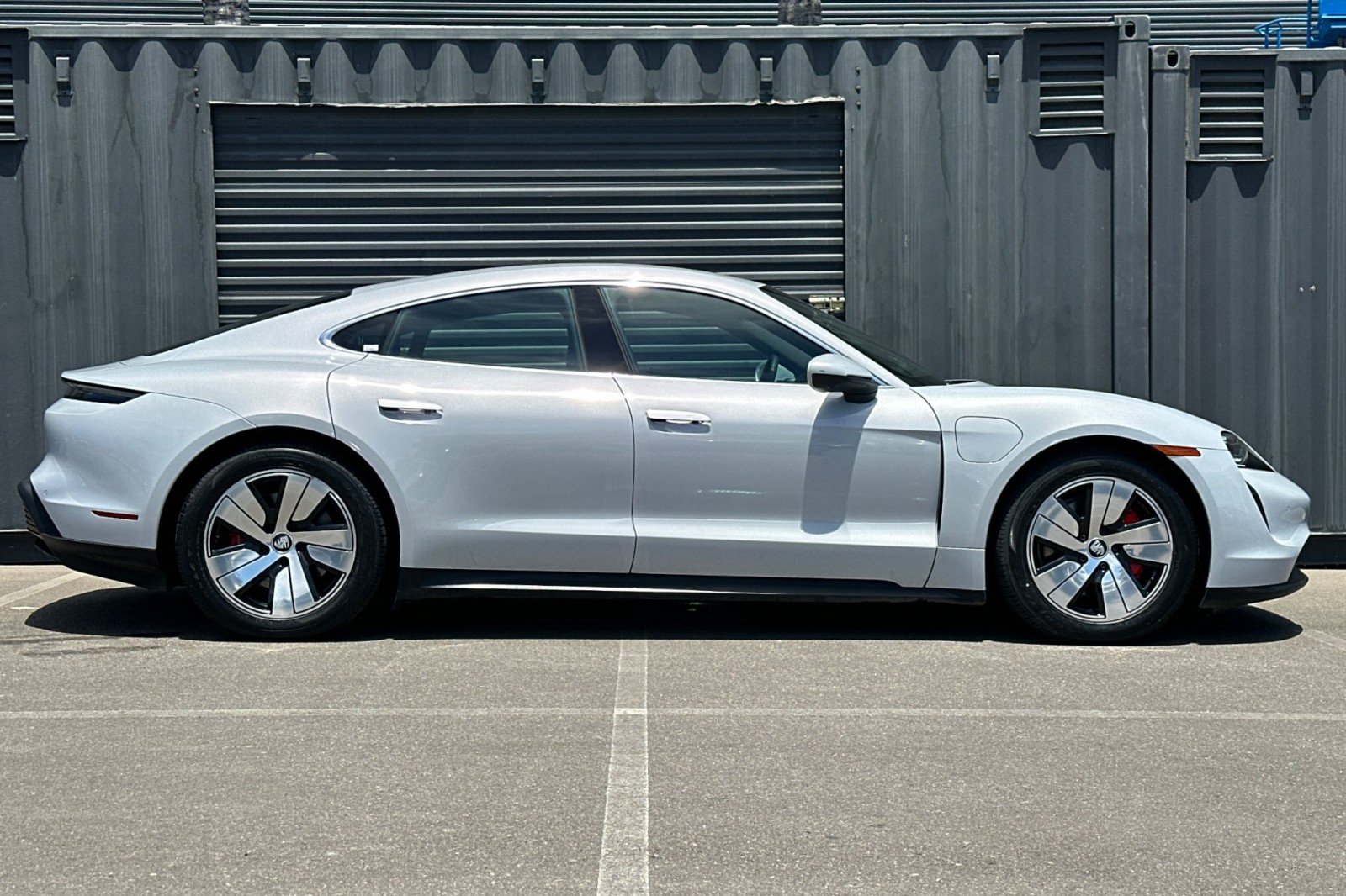 Certified Used 2022 Ice Grey Metallic Porsche 4S image 9