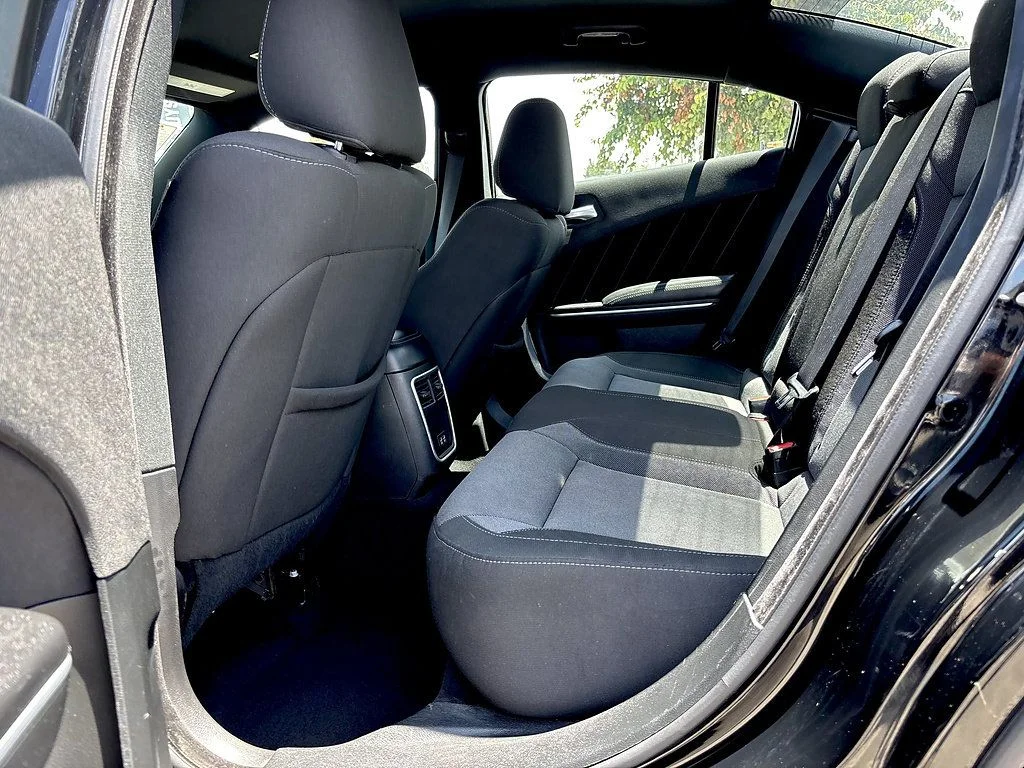 Used 2022 Black Dodge SXT image 21