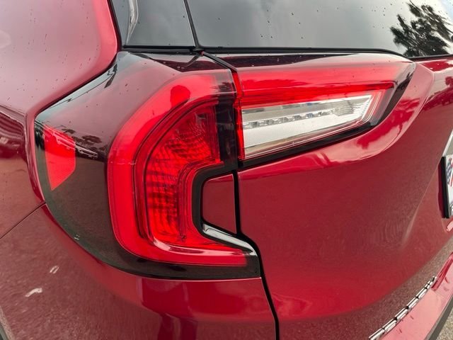 Used 2023 Red GMC SLT image 7