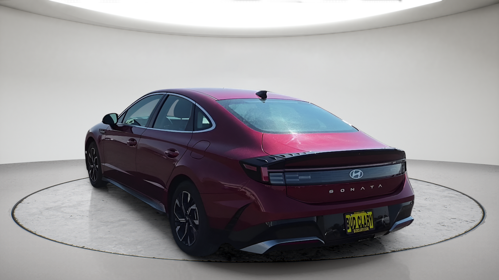 Used 2024 Red Hyundai SEL image 7