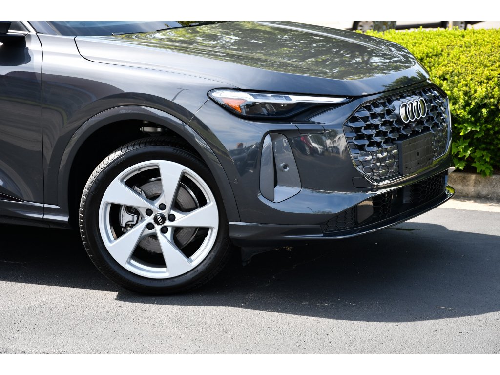 Used 2025 Tambora Gray Metallic Audi Premium Plus image 10