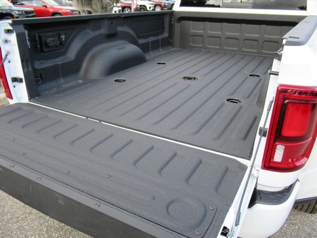 New 2026 Bright White Clear-Coat Exterior Paint RAM Laramie image 32
