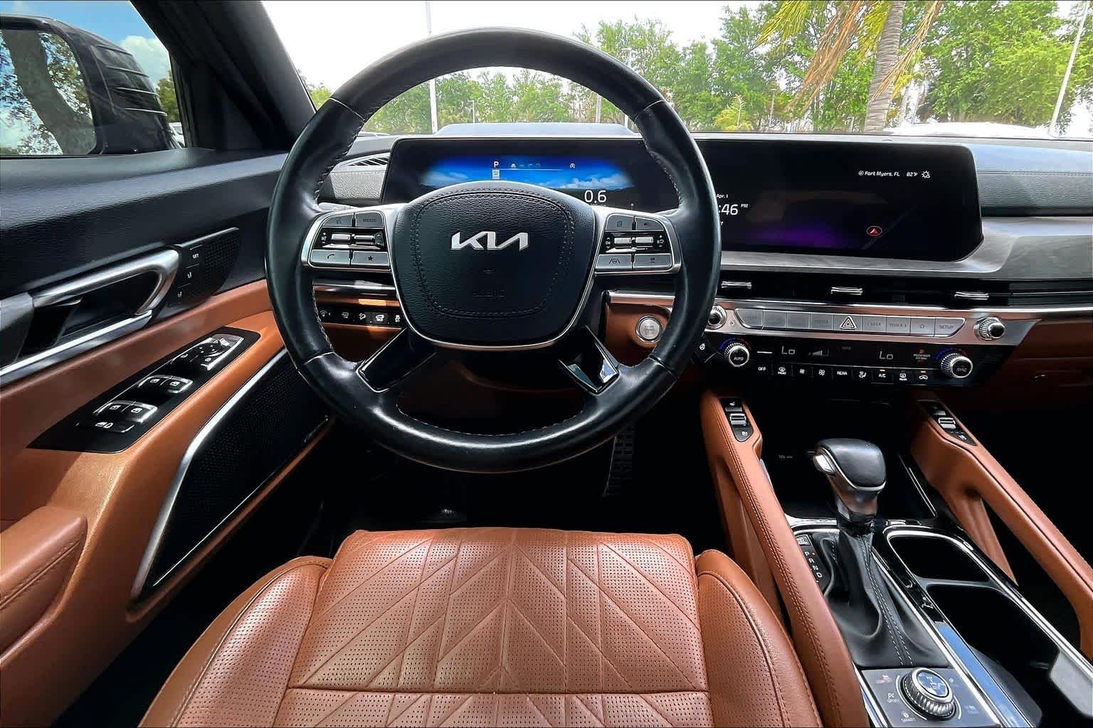 Used 2023 Dark Moss Kia SX X-Pro image 10