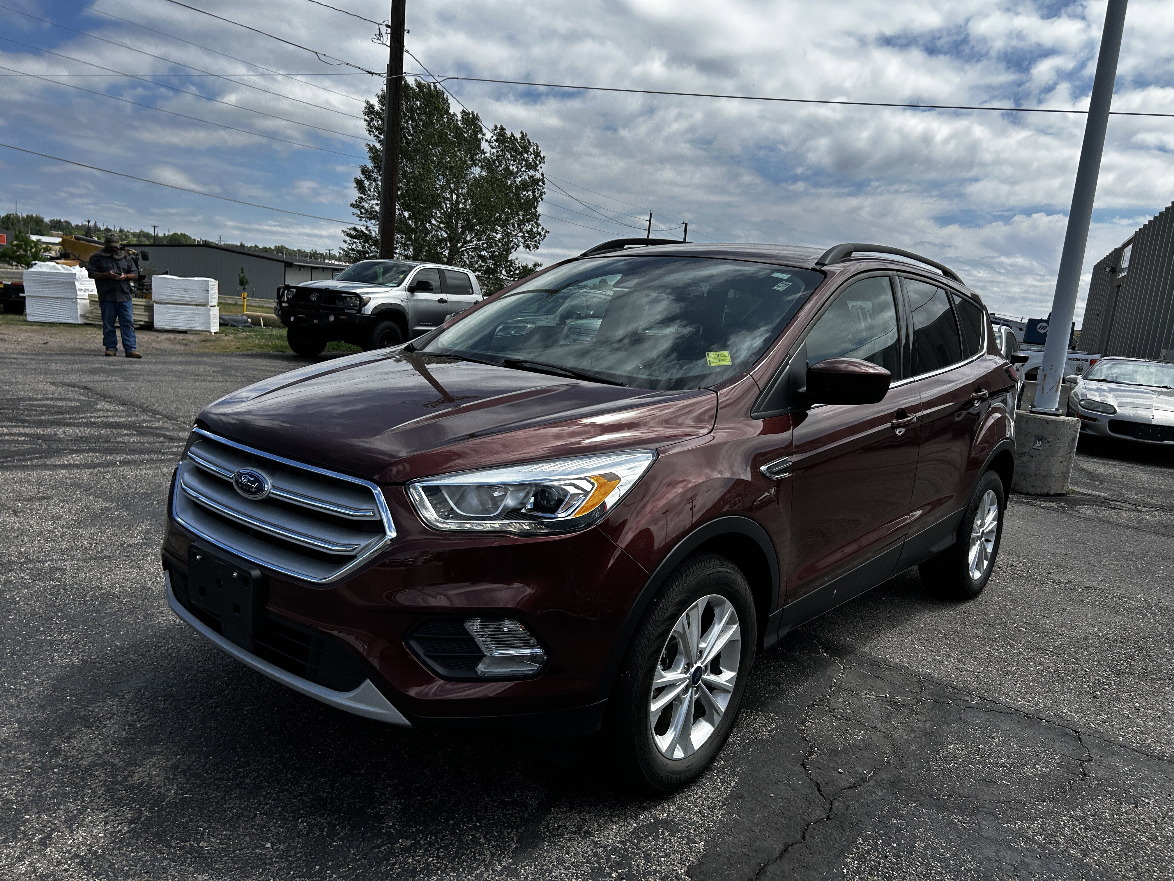 Used 2018 Cinnamon Glaze Ford SEL image 17