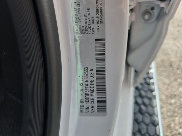 New 2026 Bright White Clear-Coat Exterior Paint RAM Big Horn/Lone Star image 28