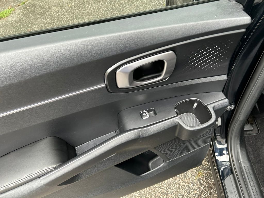2024 Kia Sorento S - Photo 27