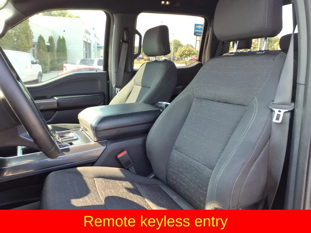 Used 2023 Black Ford XLT image 24