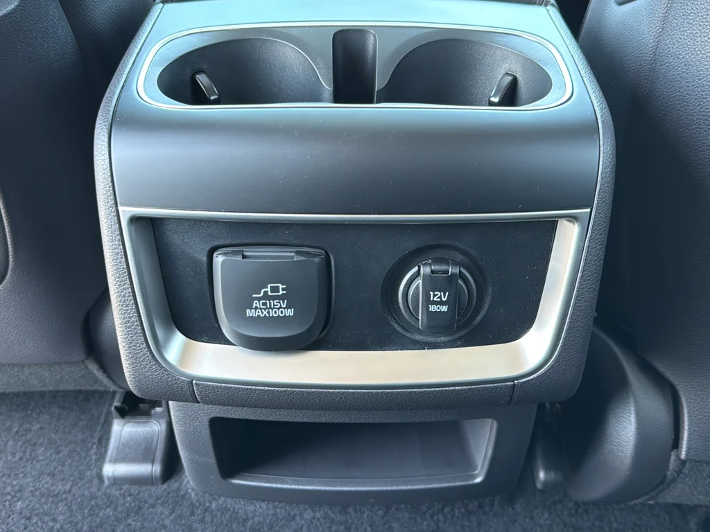 New 2026 Snow White Pearl Kia SX Prestige image 14