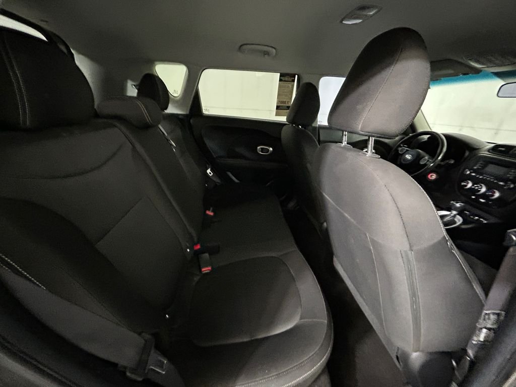 Used 2016 Gray Kia Base image 17