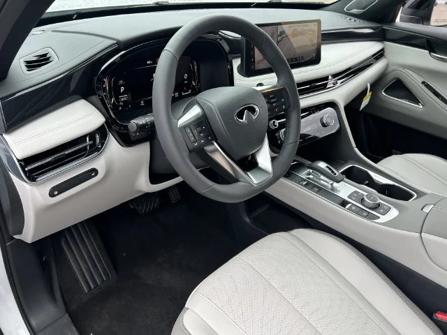New 2027 RADIANT WHITE INFINITI Sport AWD image 19