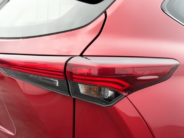 New 2026 Ruby Flare Pearl Toyota Platinum image 11