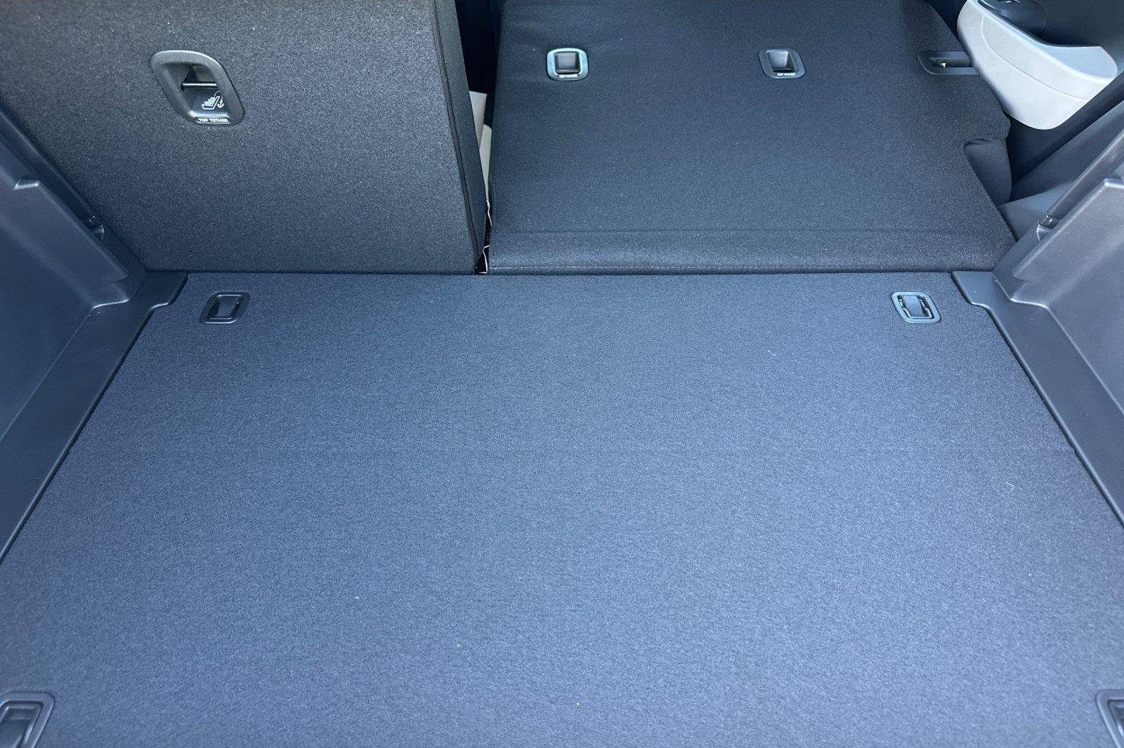 New 2026 Ecotronic Gray Hyundai SEL image 14