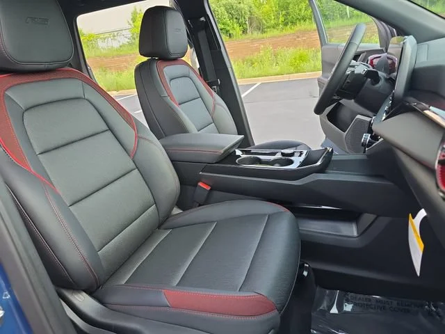 2027 Chevrolet Equinox RS - Photo 11
