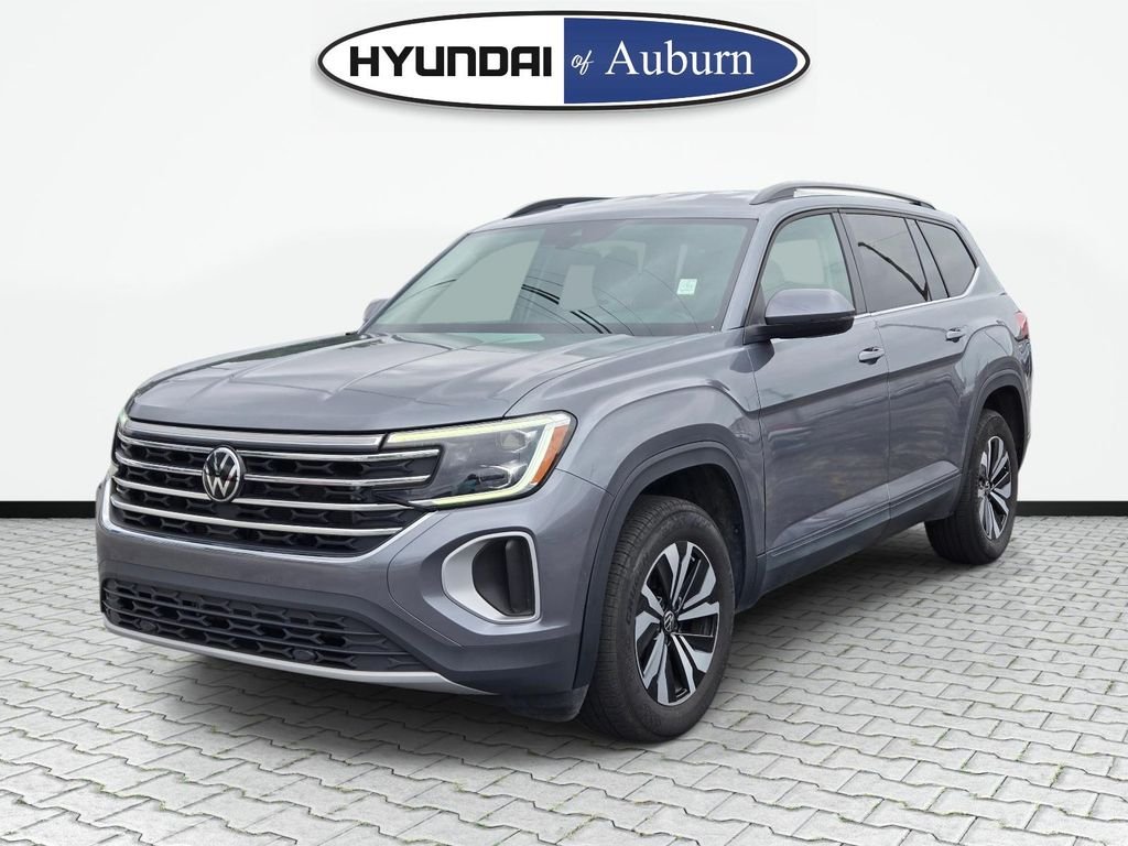 Used 2025 Gray Volkswagen 2.0T SE image 11