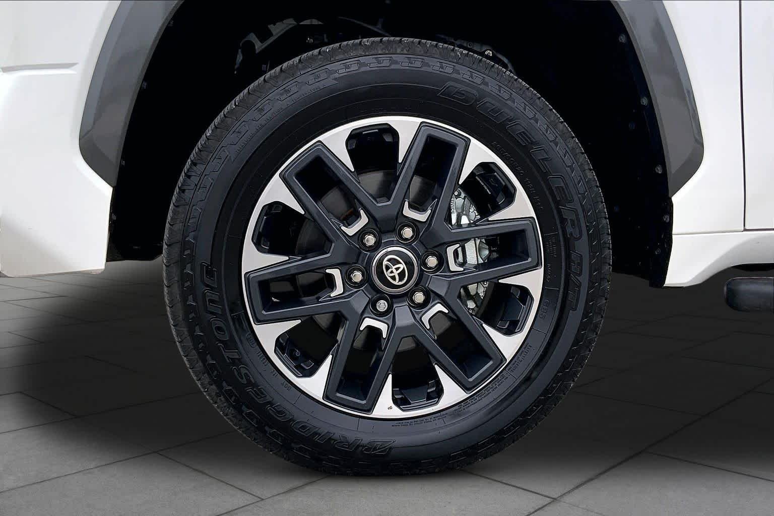 Used 2025 Ice Cap Toyota Limited image 11