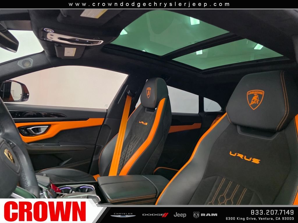 Used 2024  Lamborghini S image 36