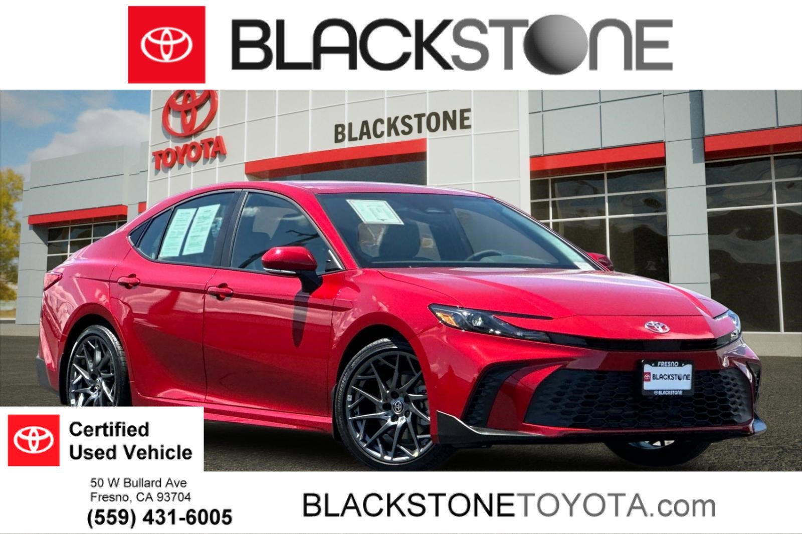 2026 Toyota Camry SE Hybrid's photo