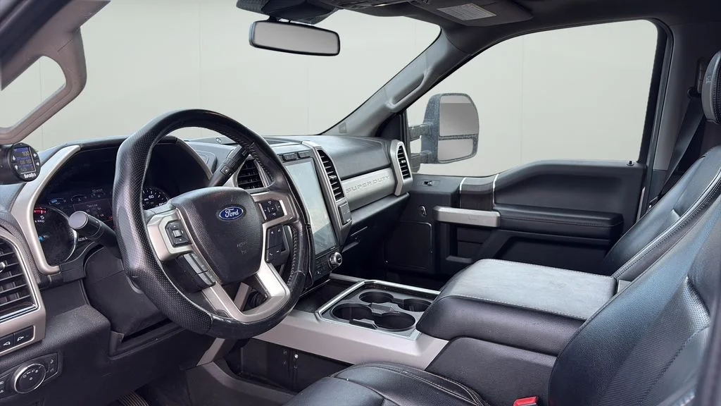 Used 2021 Silver Ford Lariat image 9