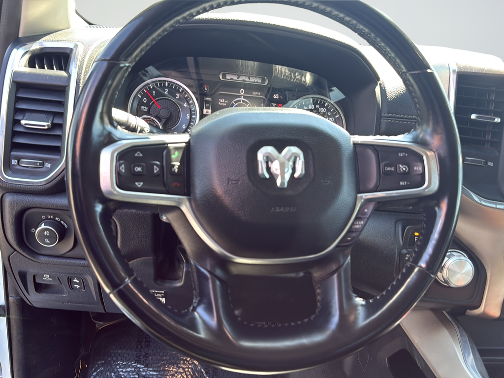 Used 2022 White Ram Laramie image 27