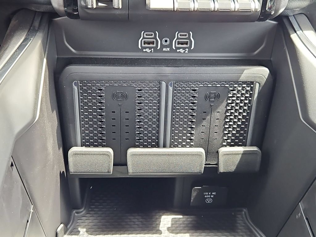 New 2026 Ceramic Gray Clear-Coat Exterior Paint RAM Laramie image 26