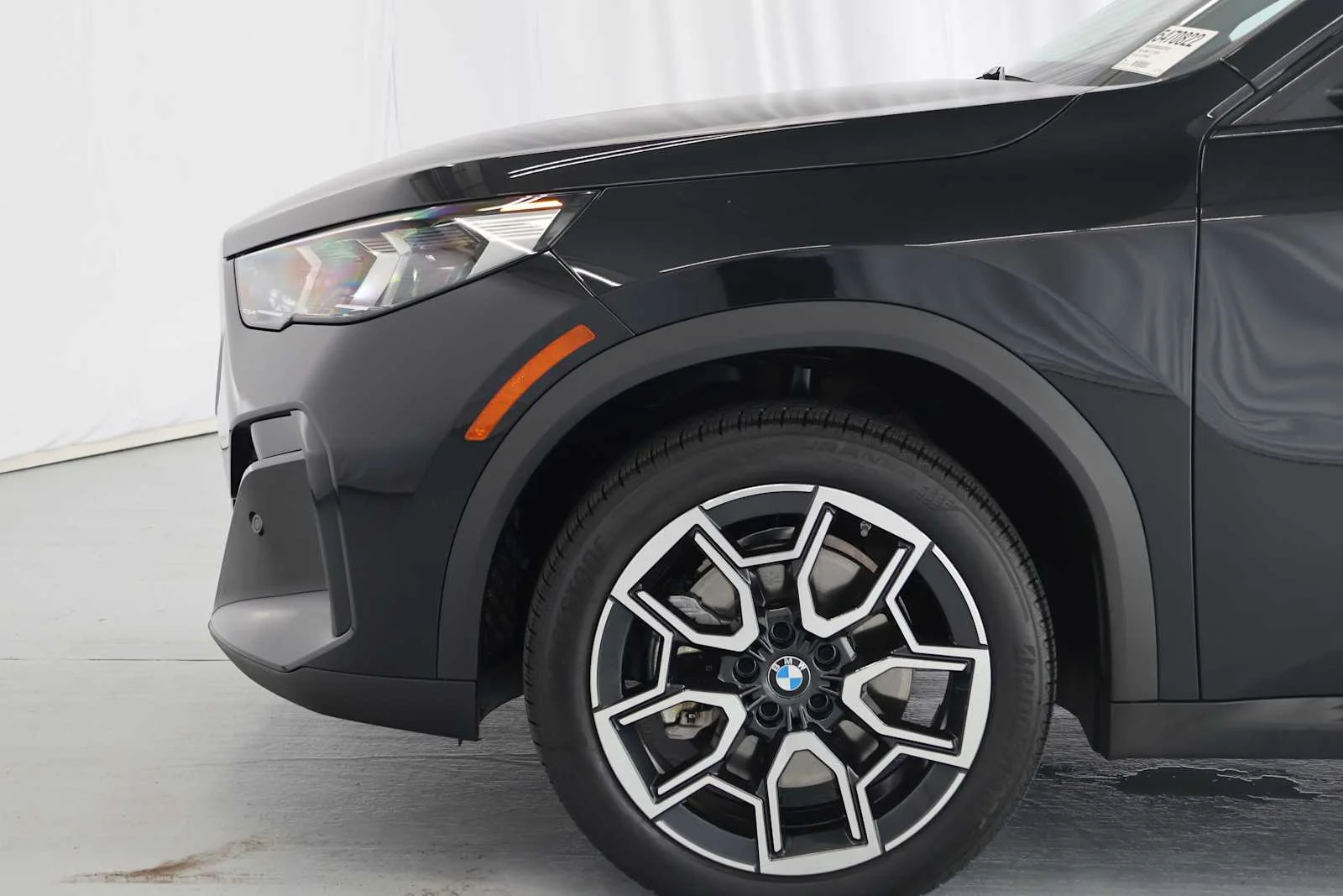 Certified Used 2025 Black Sapphire Metallic BMW xDrive28i image 8