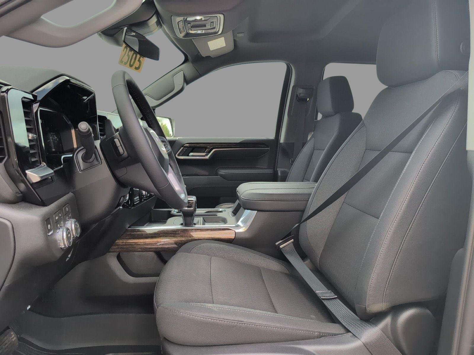 New 2026 Onyx Black GMC Elevation image 16