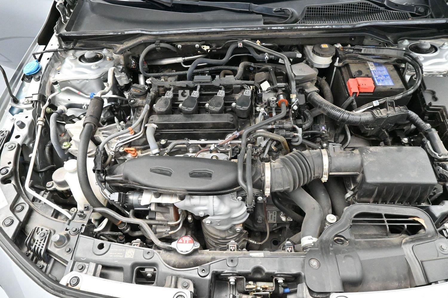 Used 2023 Lunar Silver Metallic Honda EX image 33